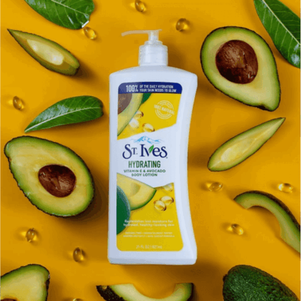 St. Ives Hydrating Vitamin E and Avocado Body Lotion 621ml - Image 4