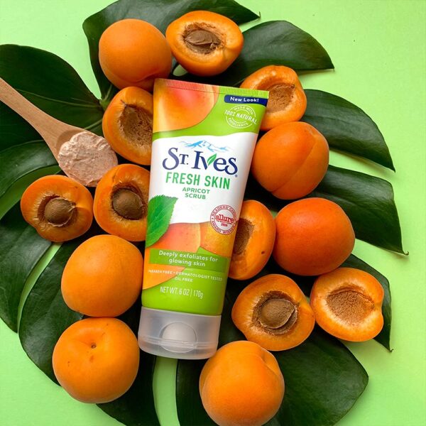 St. Ives Fresh Skin Apricot Scrub 170g - Image 3