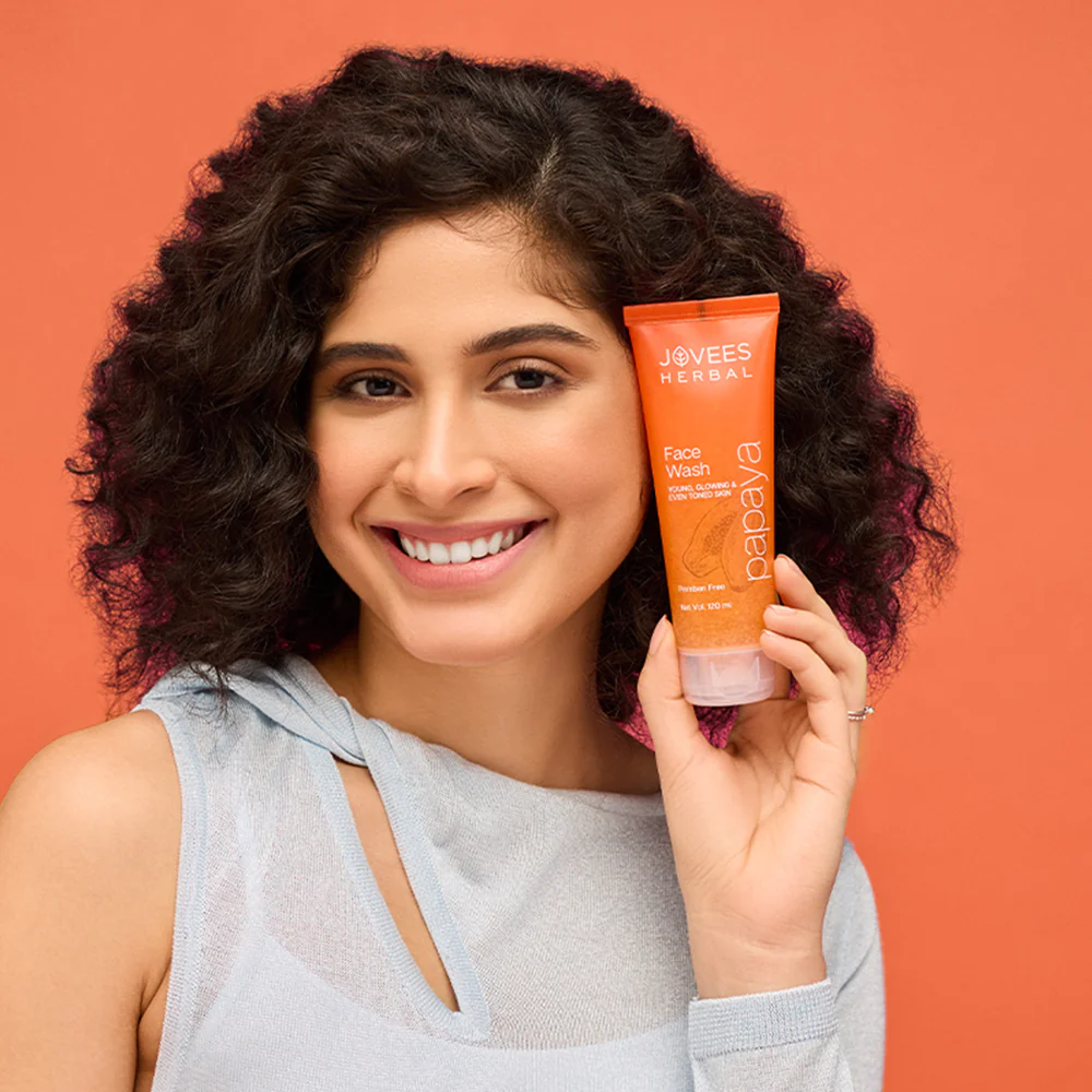 Jovees Herbal Papaya Face Wash 50ml - Image 3