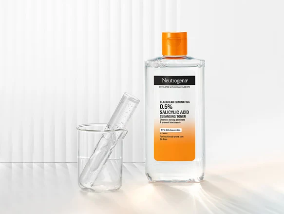 Neutrogena BlackHead Cleansing Toner 200ml - Image 3